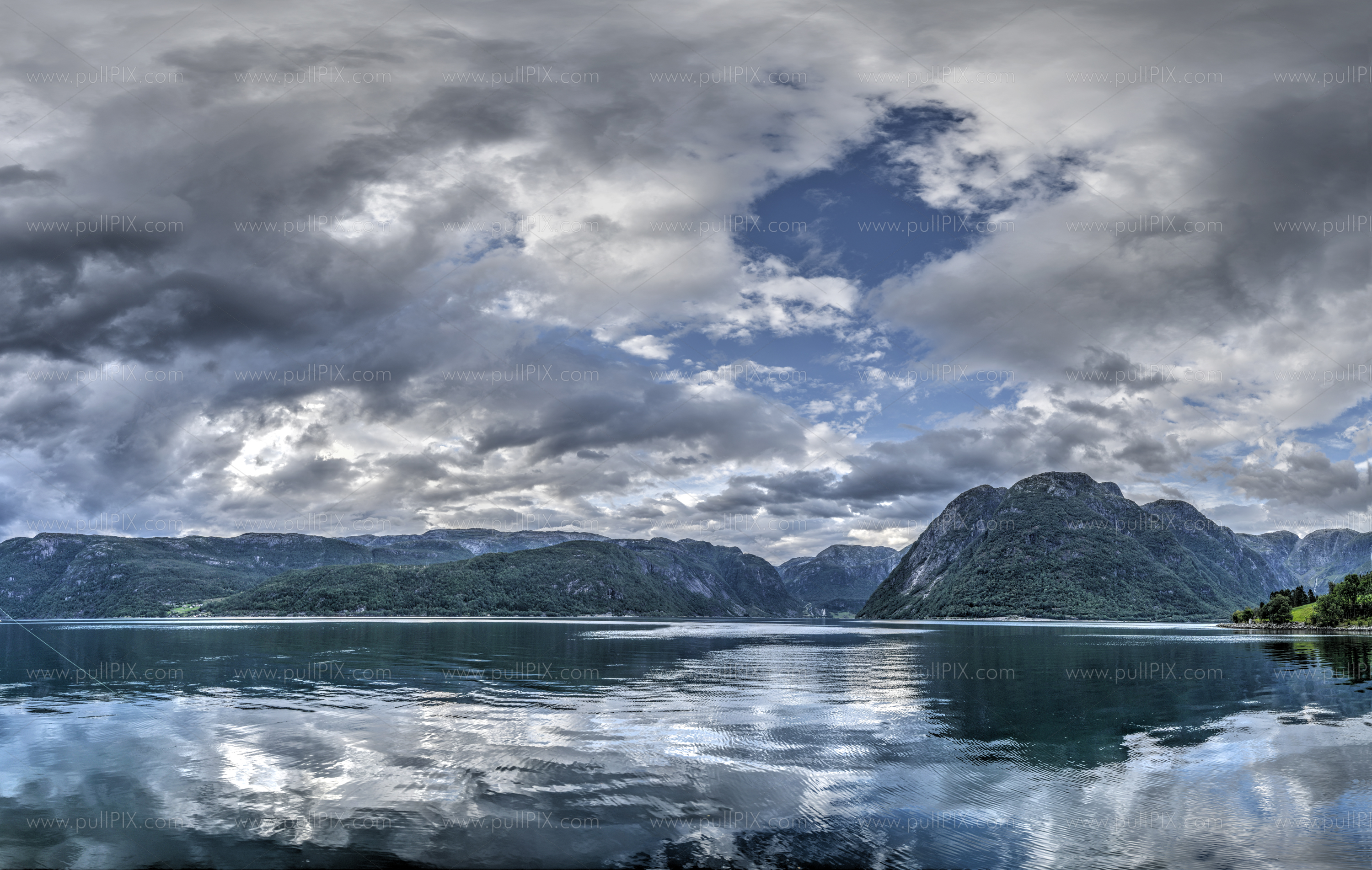 Preview Sundal Fjord_hdr.jpg